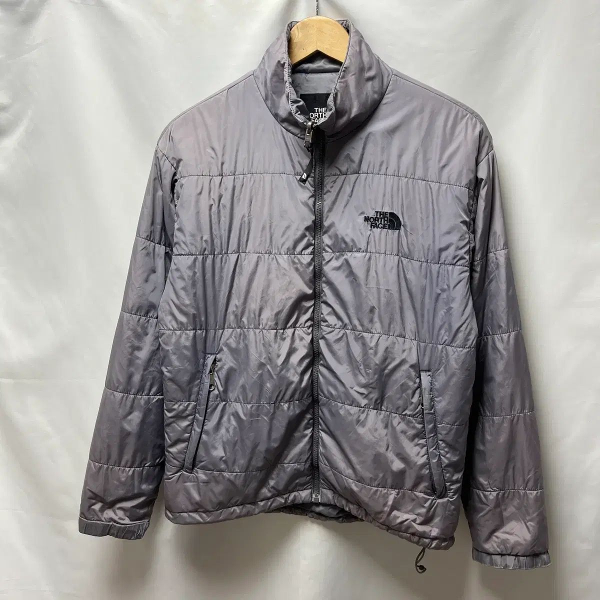 THE NORTH FACE グレー ダウンジャケット M 正規品/M THE NORTH FACE ザノースフェイス グレーシルバー 軽量ダウン