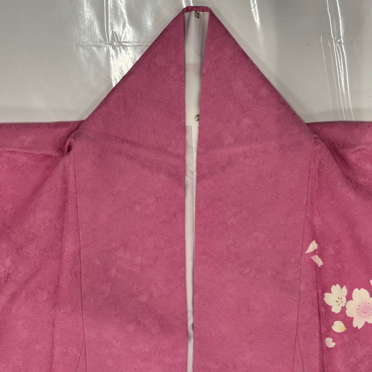 美品】 振袖 身丈170.5cm 裄丈68.5cm L 袷 桜 菊 金彩 ぼかし ピンク