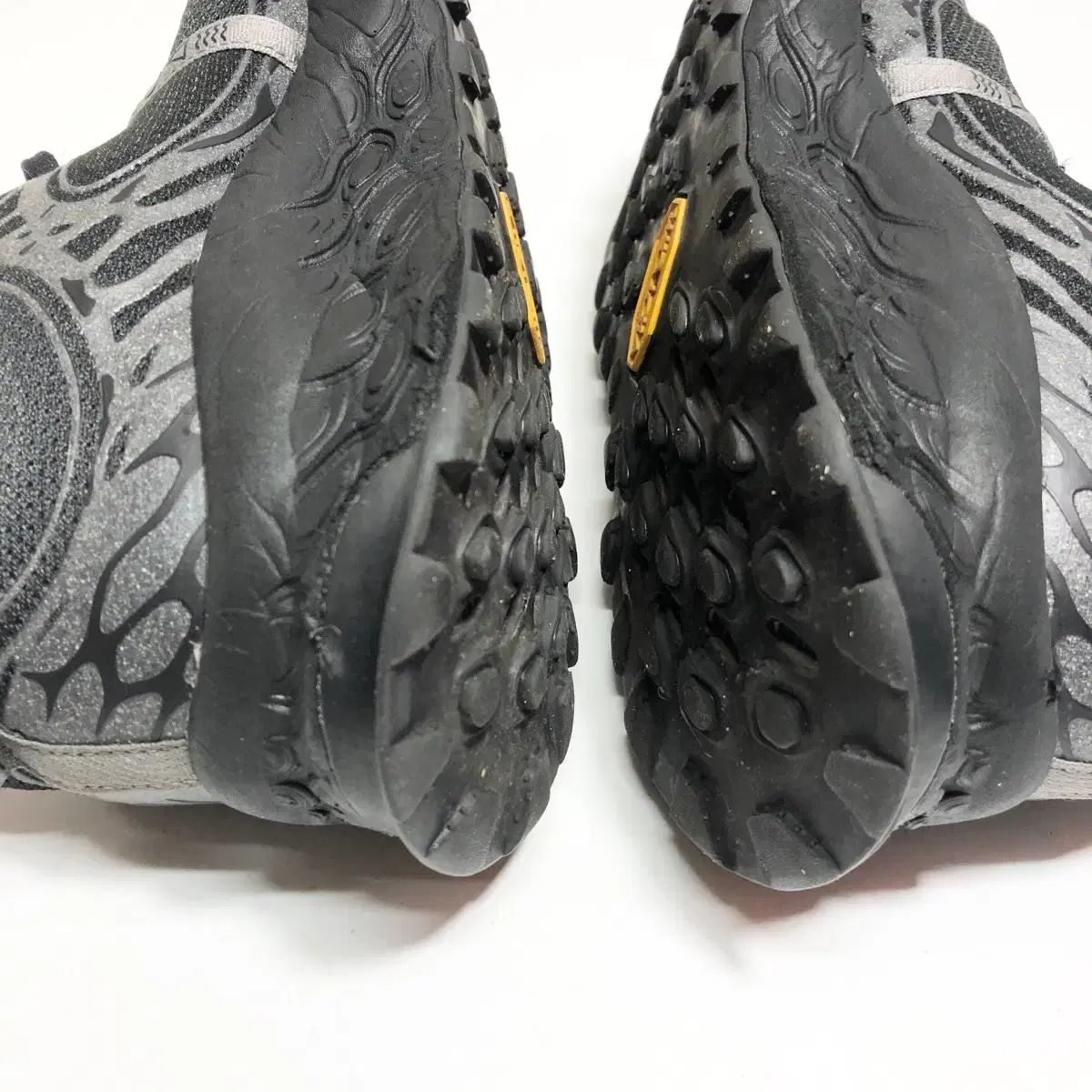 ニュー ンス イエロ V 8 275 座布団 腕時計