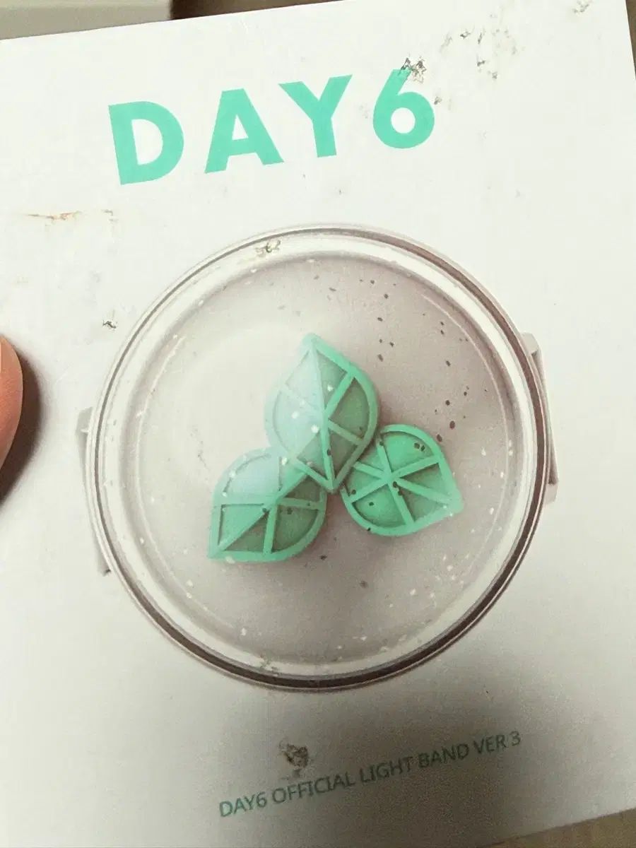 DAY6 OFFICIAL LIGHT BAND Day6 ペンライト3 - メルカリ