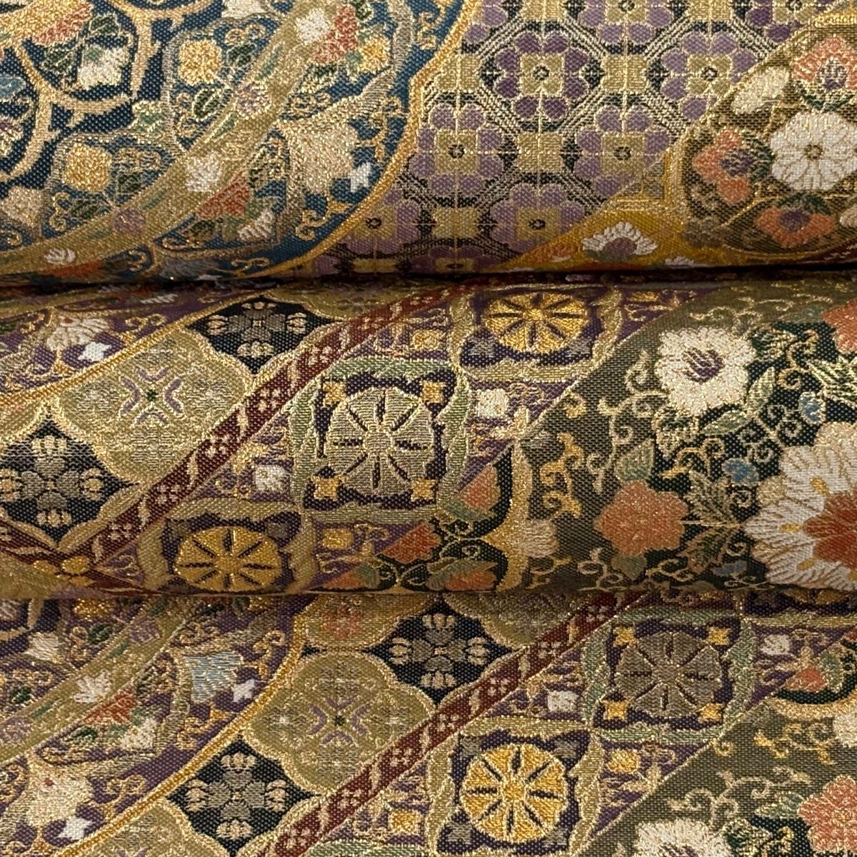 袋帯 美品 箔 六通 金糸 秀品 華文 正絹 草花 金色 中古 美 銀色 名品