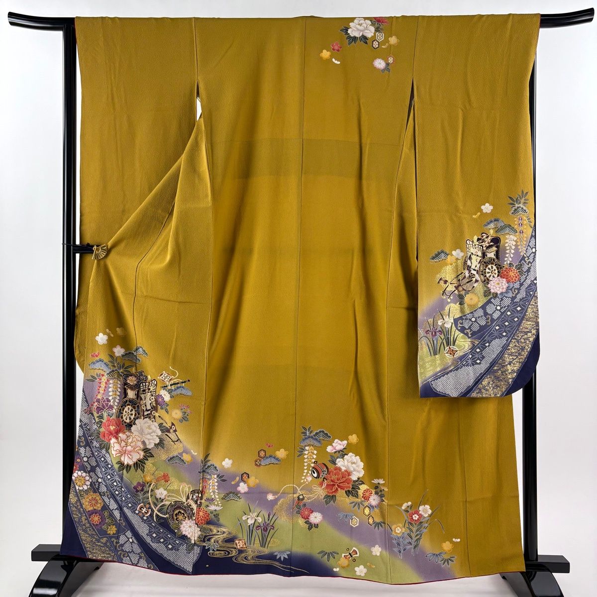 振袖 身丈160cm 裄丈63cm 正絹 名品 【中古】 振袖 身丈160cm 裄丈68cm L 袷 蝶 草花 金彩 染め分け 緑 正絹 秀品