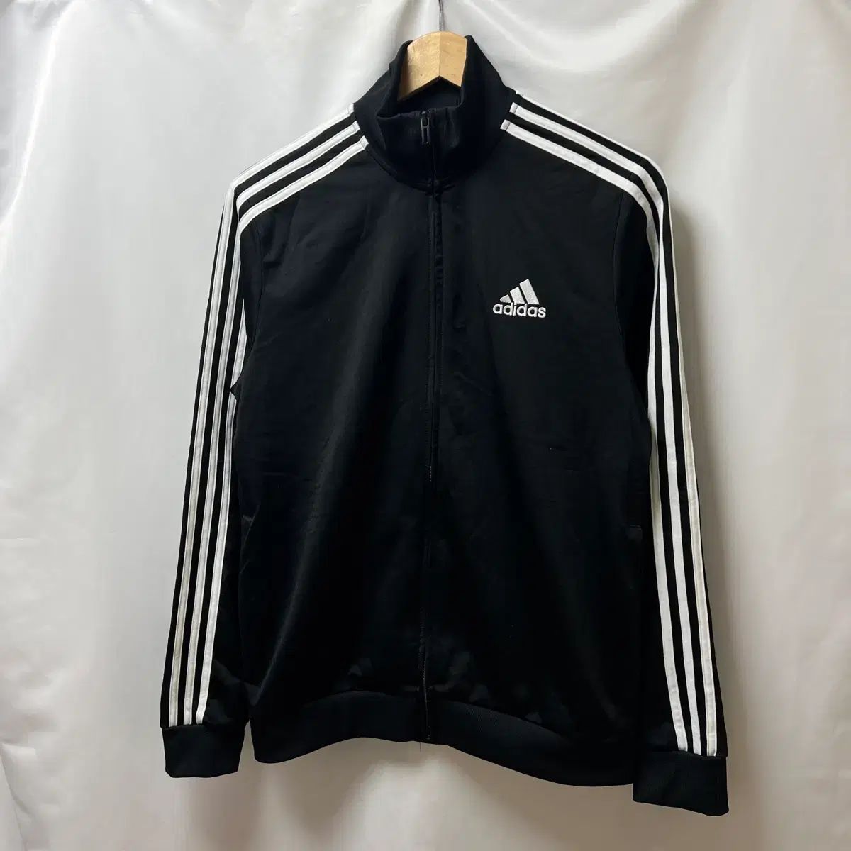 正規品/L adidas 3本線 ブラック トラックジャージ (ヨーロッパ