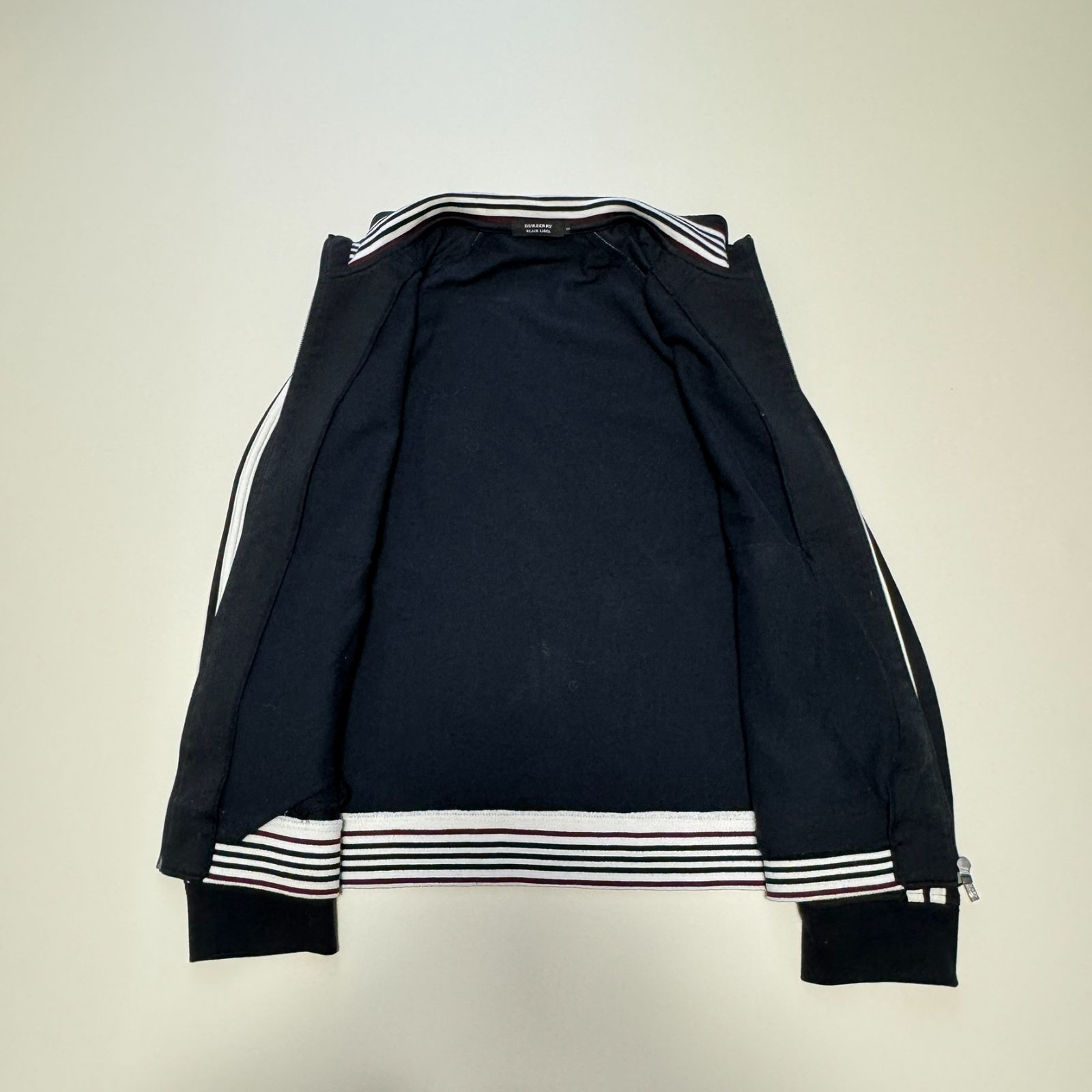 希少 バーバリーブラックレーベル トラックジャケット ホース刺繍