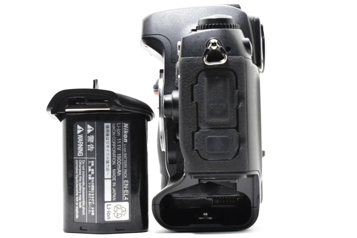 ☆極上品☆《ショット数22,832回》ニコン NIKON D2X ボディ☆ YM9267