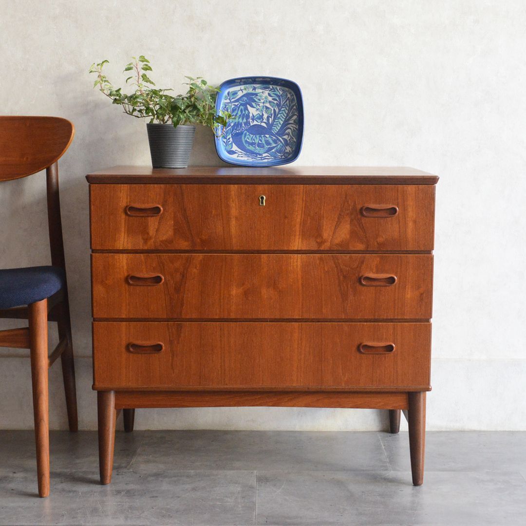 デンマーク 北欧ヴィンテージ チーク 3段 チェスト 鍵付 北欧家具 洋
