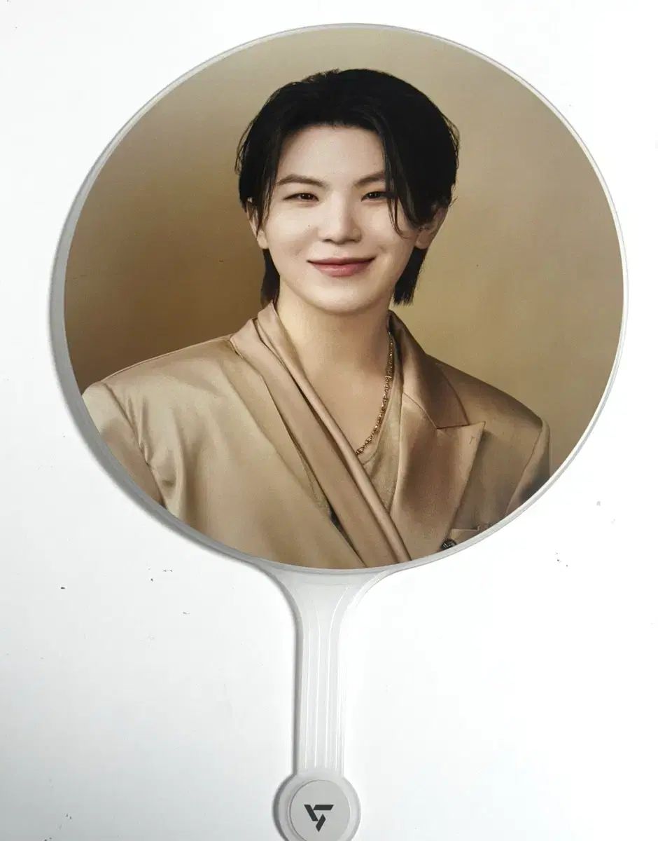 SEVENTEEN ウジ うちわ - メルカリ