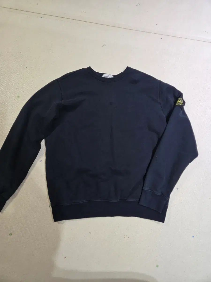 STONE ISLAND ストーンアイランド クルーネック スウェットシャツ