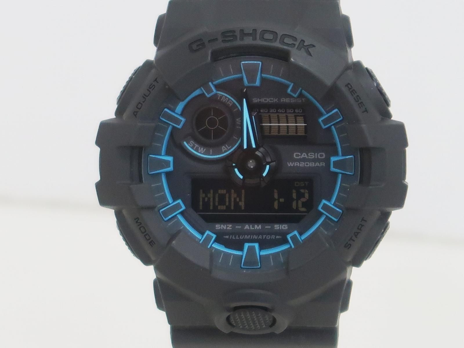 ☆3088☆G-SHOCK ジーショック GA-700SE-1A2JF ビッグケース 腕時計 
