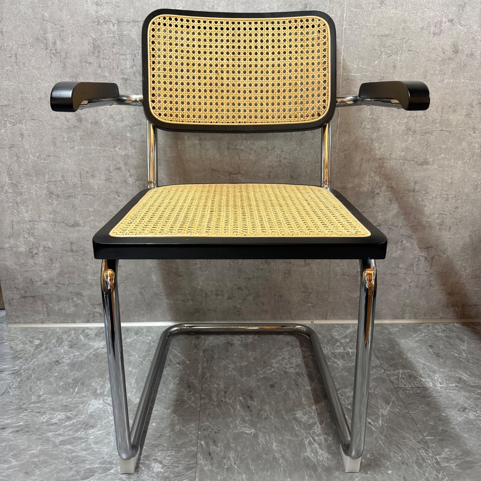 目立った傷や汚れなし マルセルブロイヤー チェスカチェア リ