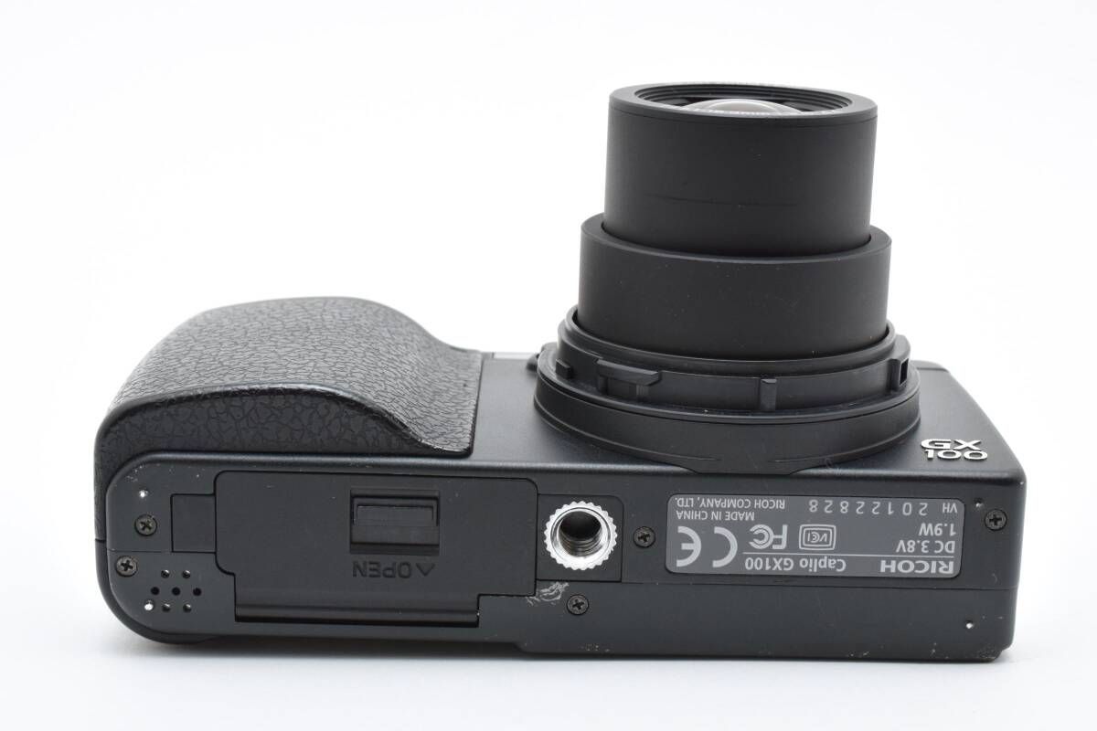 ☆美品☆リコー RICOH GX100 VF-1 元箱付き ショット数5258回☆ W0112