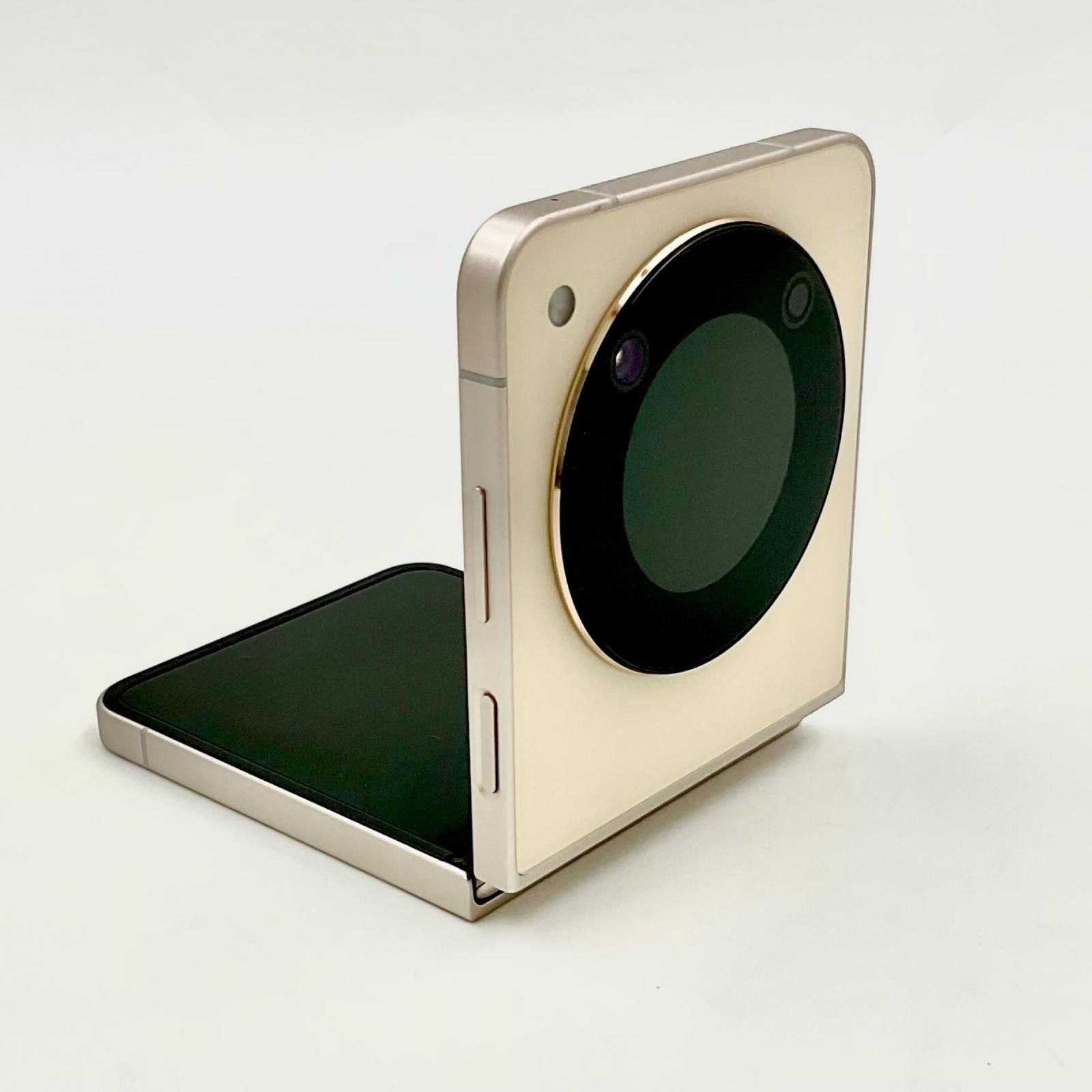 全額返金保証】【最速発送】ZTE Libero Flip 128GB ゴールド Y!mobile