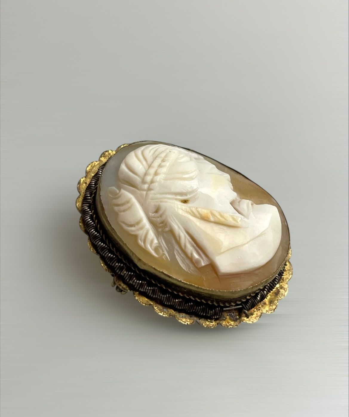 ヴィンテージ シェルカメオ ブローチ＆ペンダントトップ 2WAY 貴婦人