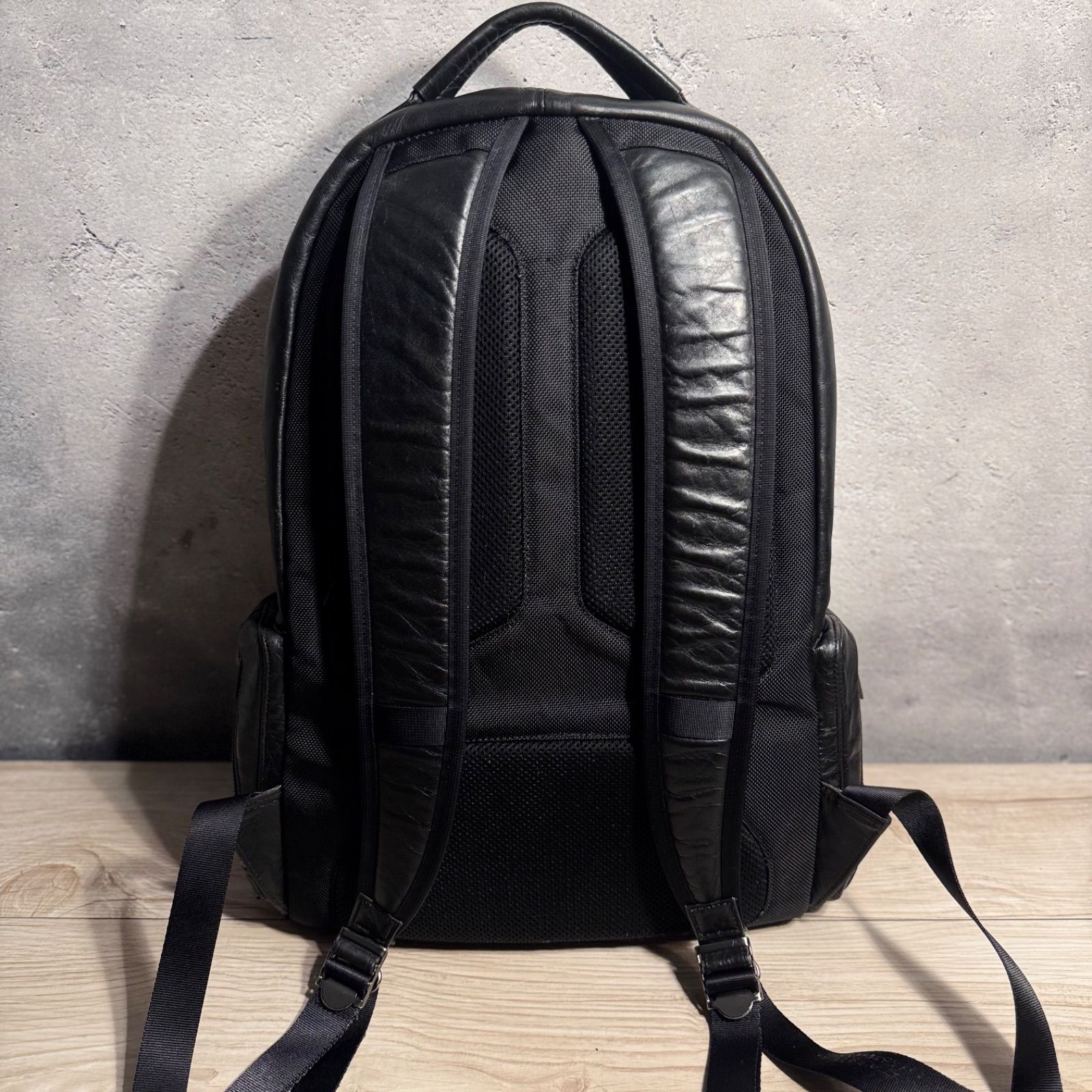 ✨LUGGAGE LABEL レザー デイパック / エレメント 本革✨ 吉田カバン