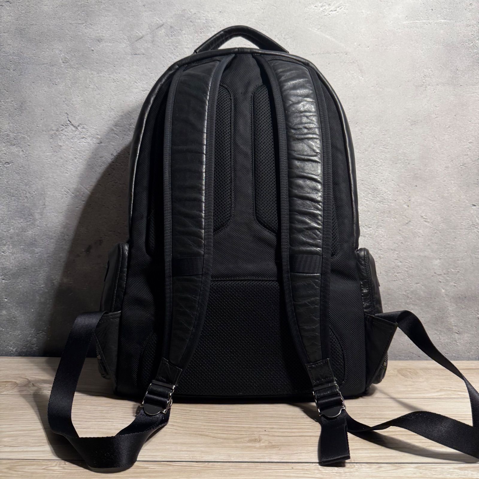 ✨LUGGAGE LABEL レザー デイパック / エレメント 本革✨ 吉田カバン