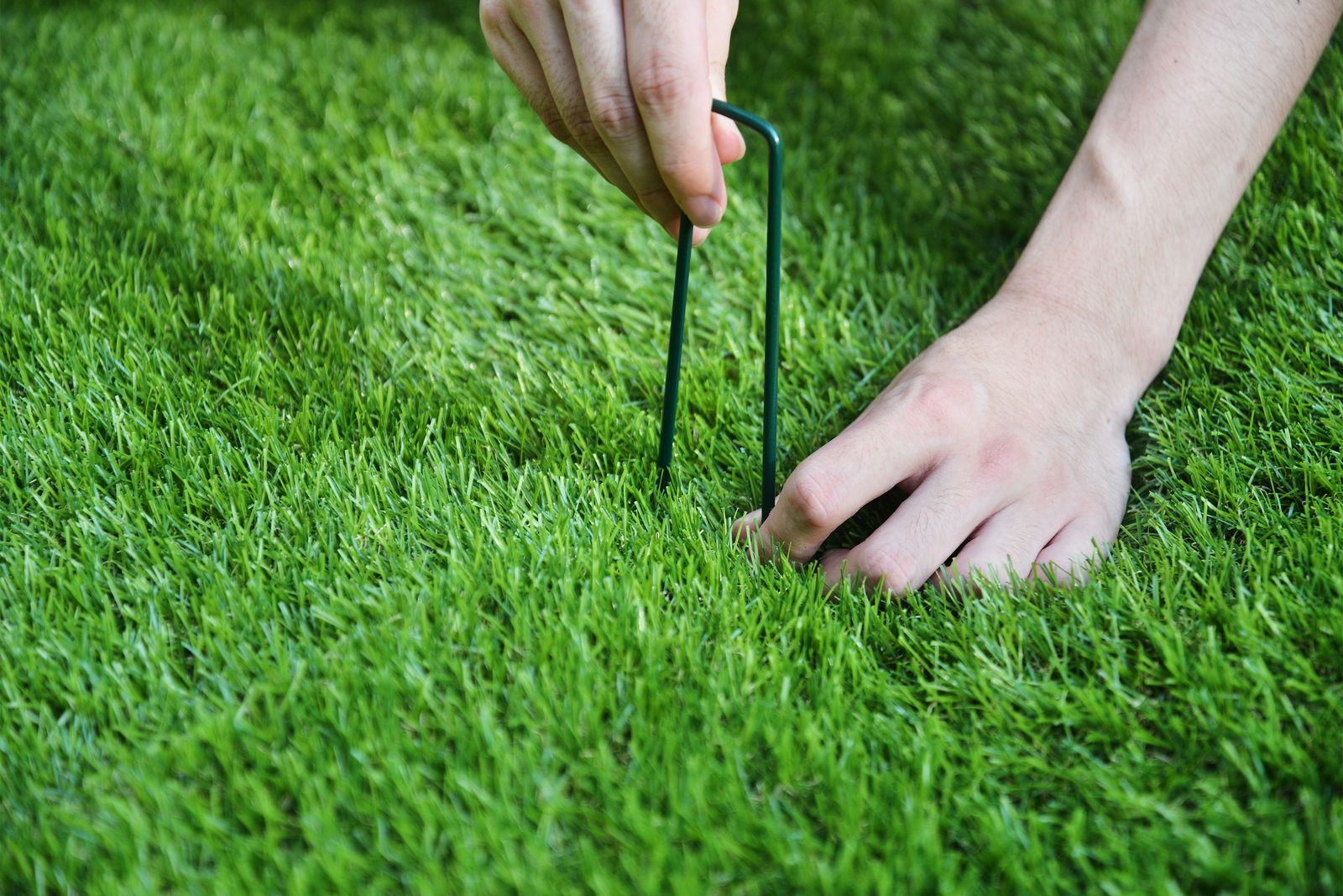人工芝 ロール 1m×5m 芝丈35mm 47万本/㎡高密度 ピン12本つき 4色立体