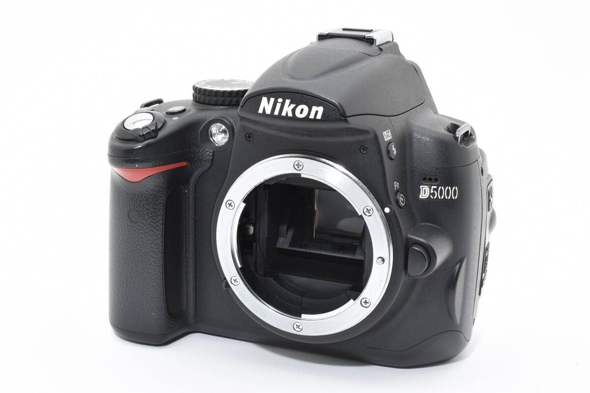 中古美品 Nikon ニコン D5000ボディ SC:1215回 中古美品 Nikon ニコン D5000ボディ SC:1215回 中古美品 Nikon ニコン