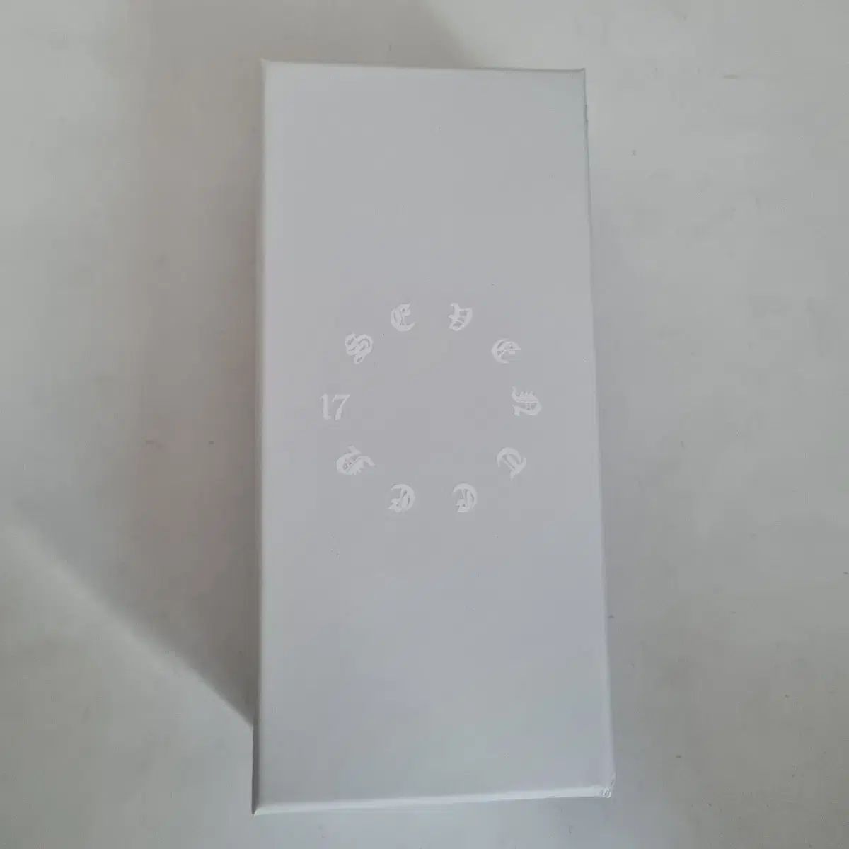 SEVENTEEN 6周年 ネックレス ペンダント 13種 Seventeen 公式6周年記念グッズ セレブレーションペンダント – Kpop Omo