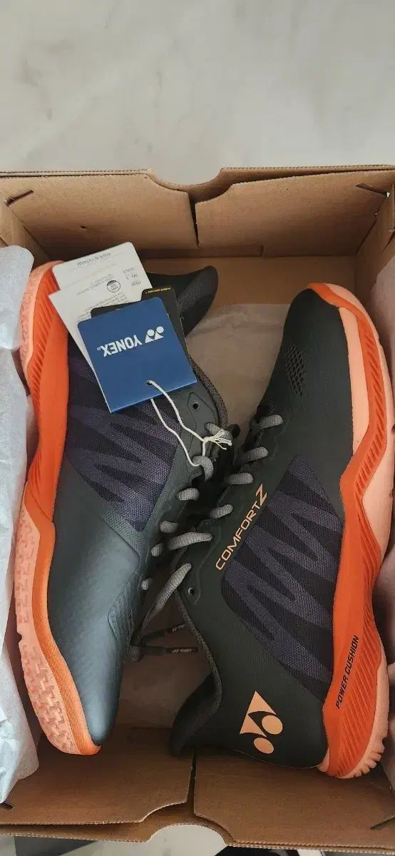 2025年新 YONEX ヨネックス コンフォートZ3 バドミントンシューズ