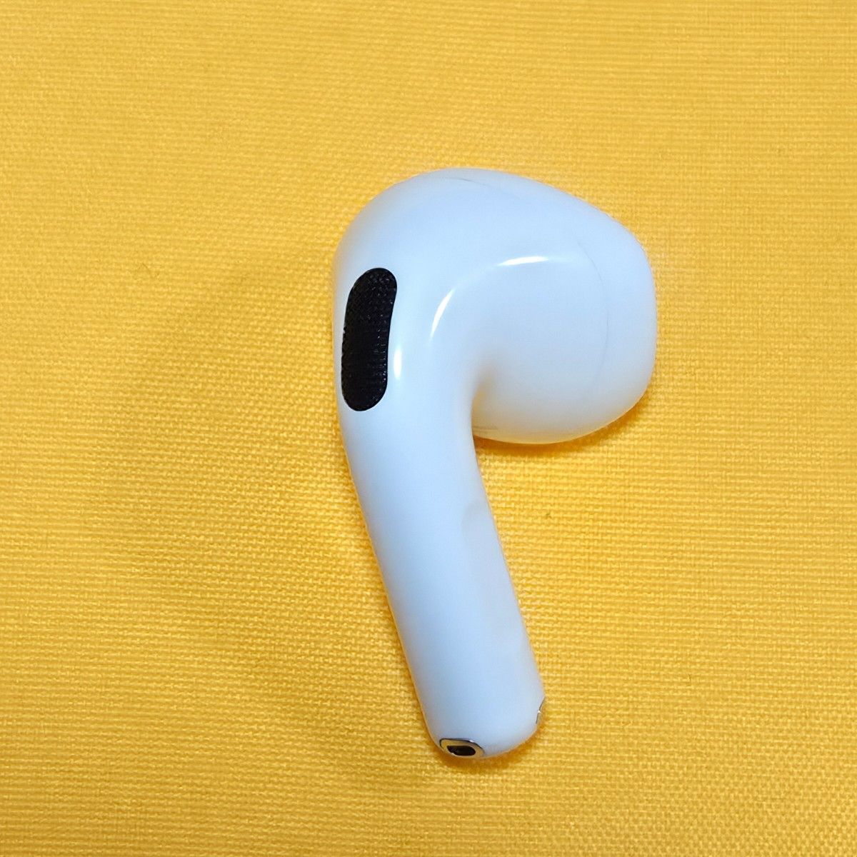 AirPods4 第四世代 右耳 ノイズキャンセリング A3055 ANC - メルカリ