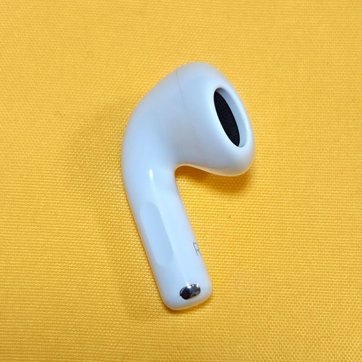AirPods4 第四世代 右耳 ノイズキャンセリング A3055 ANC - メルカリ