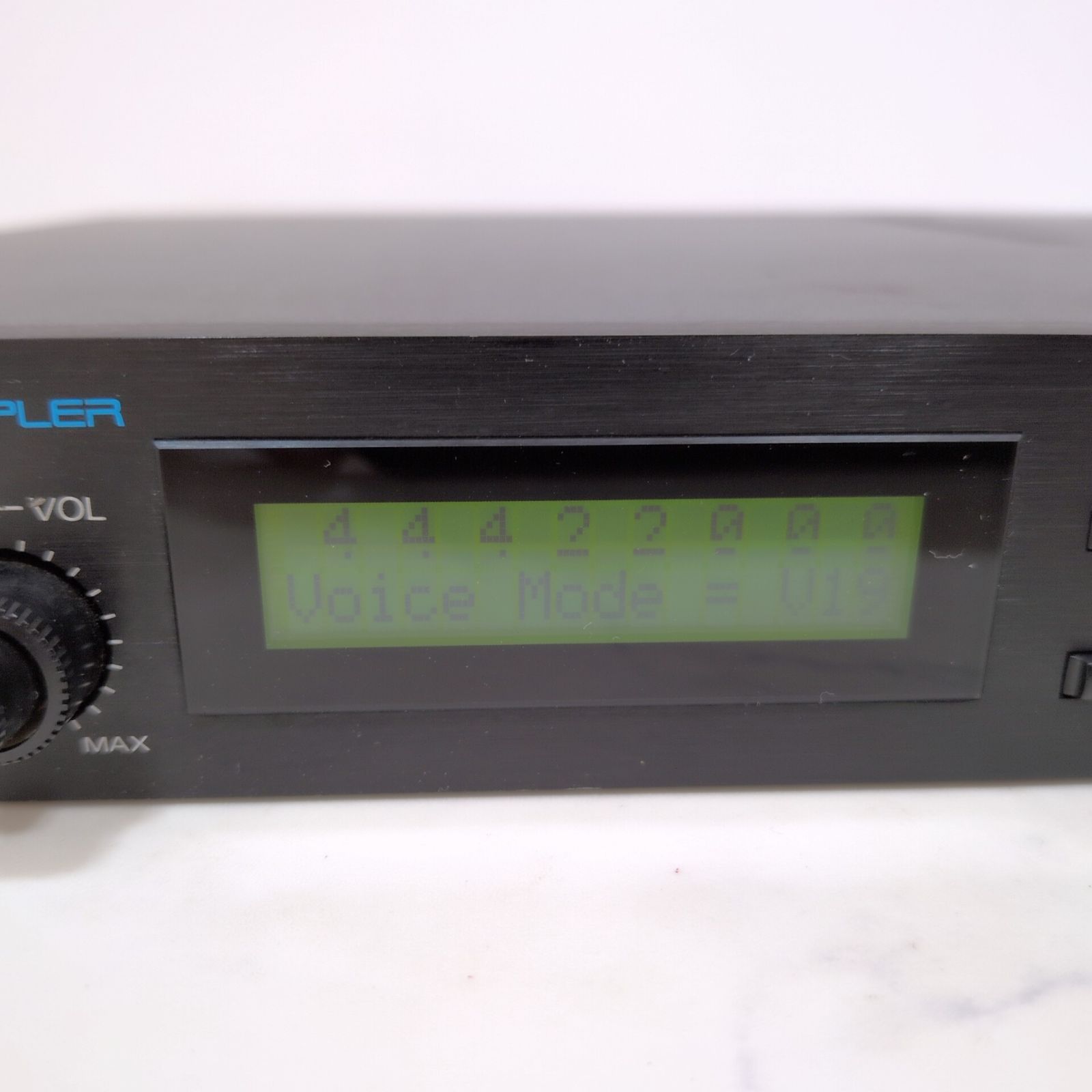 ROLAND ローランド デジタルサンプラー S-330 - メルカリ