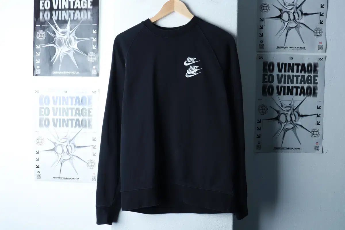 ナイキ スウェット Tシャツ ダブルスウッシュ ワールドツアー 限定モデル -16A57