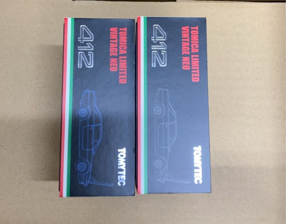 新品未使用】 TOMICA Ferrari 412 2個セット 青 黒 フェラーリ412」が