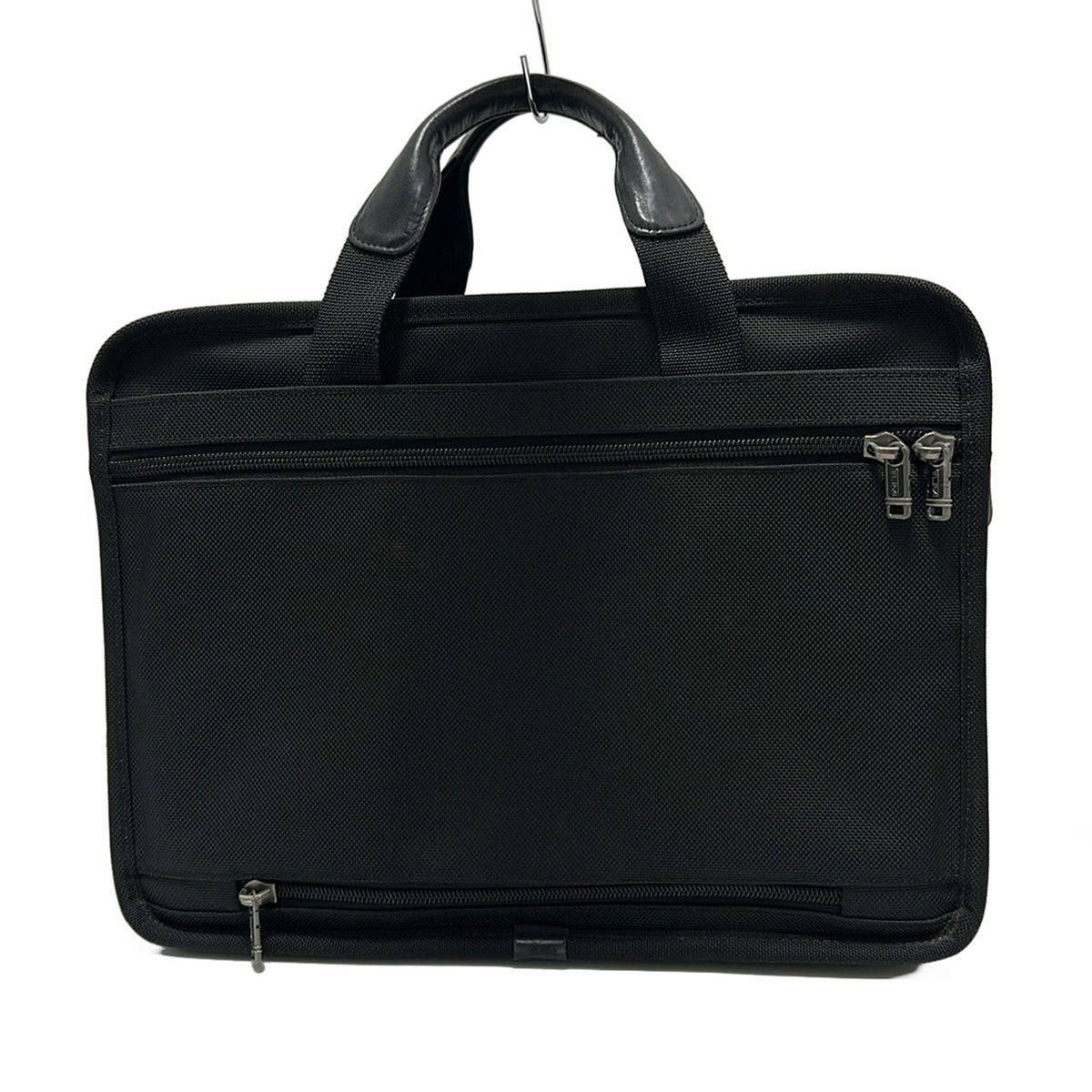 TUMI(トゥミ) ビジネスバッグ - 26141D4 黒 本体ロックなし - メルカリ