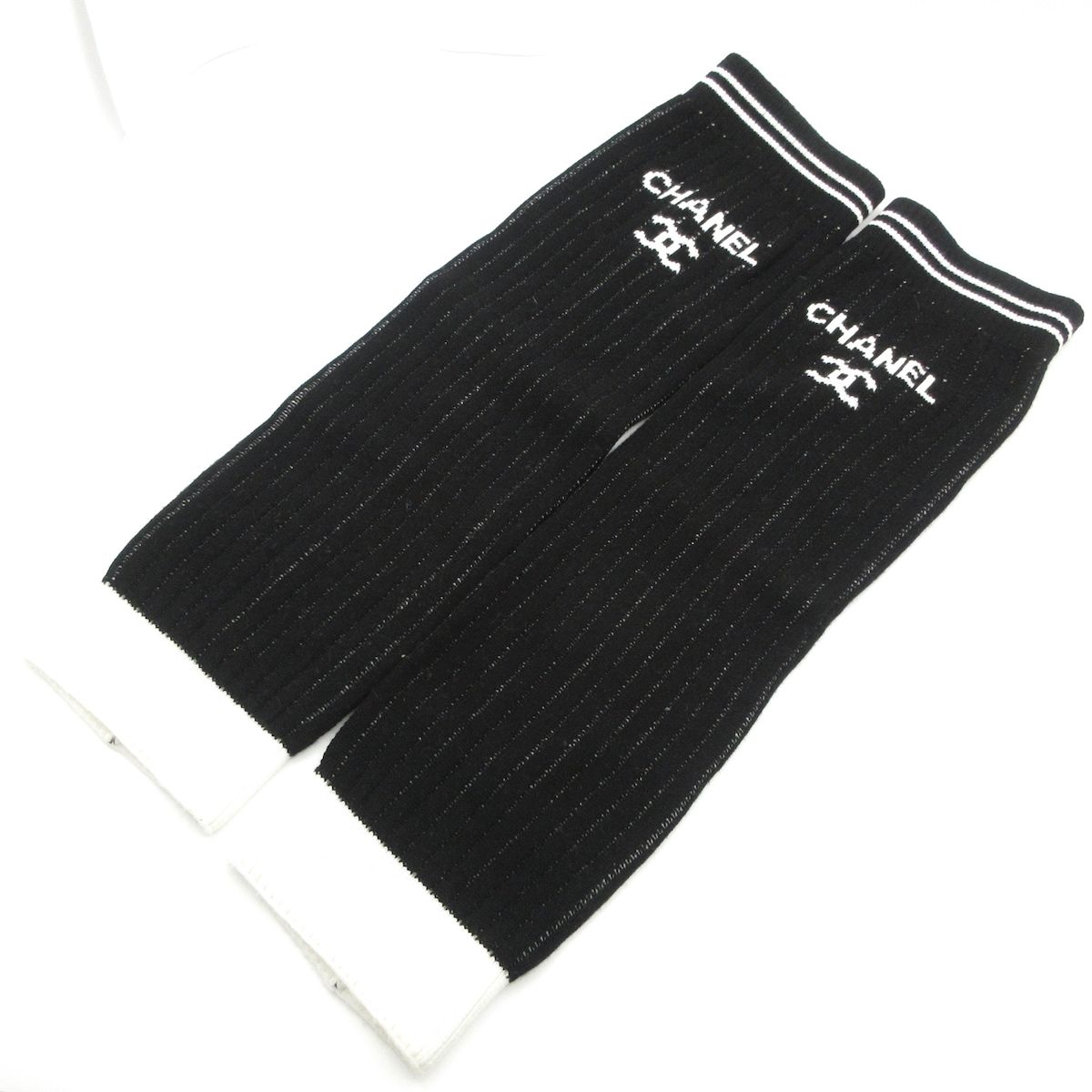 CHANEL(シャネル) 小物美品 黒×白 ゲートル/レッグウォーマー - メルカリ