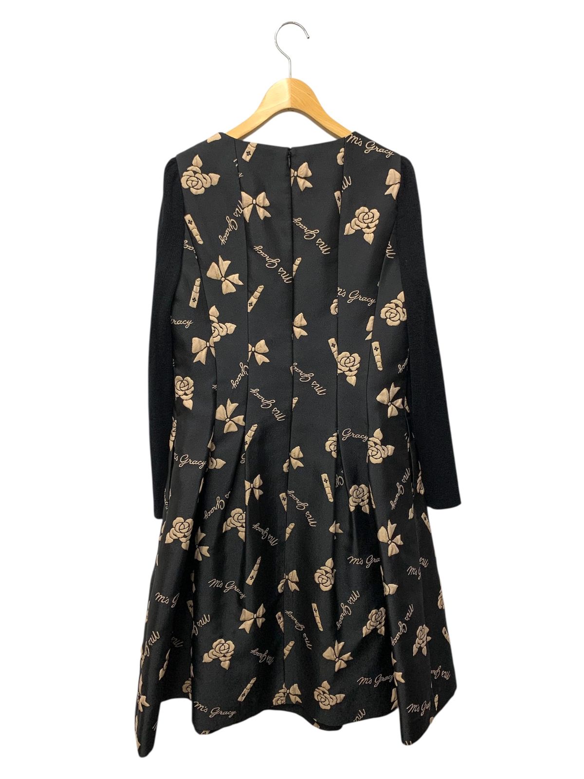 エムズグレイシー リボン・カメリア・リップジャガードドレス 111516