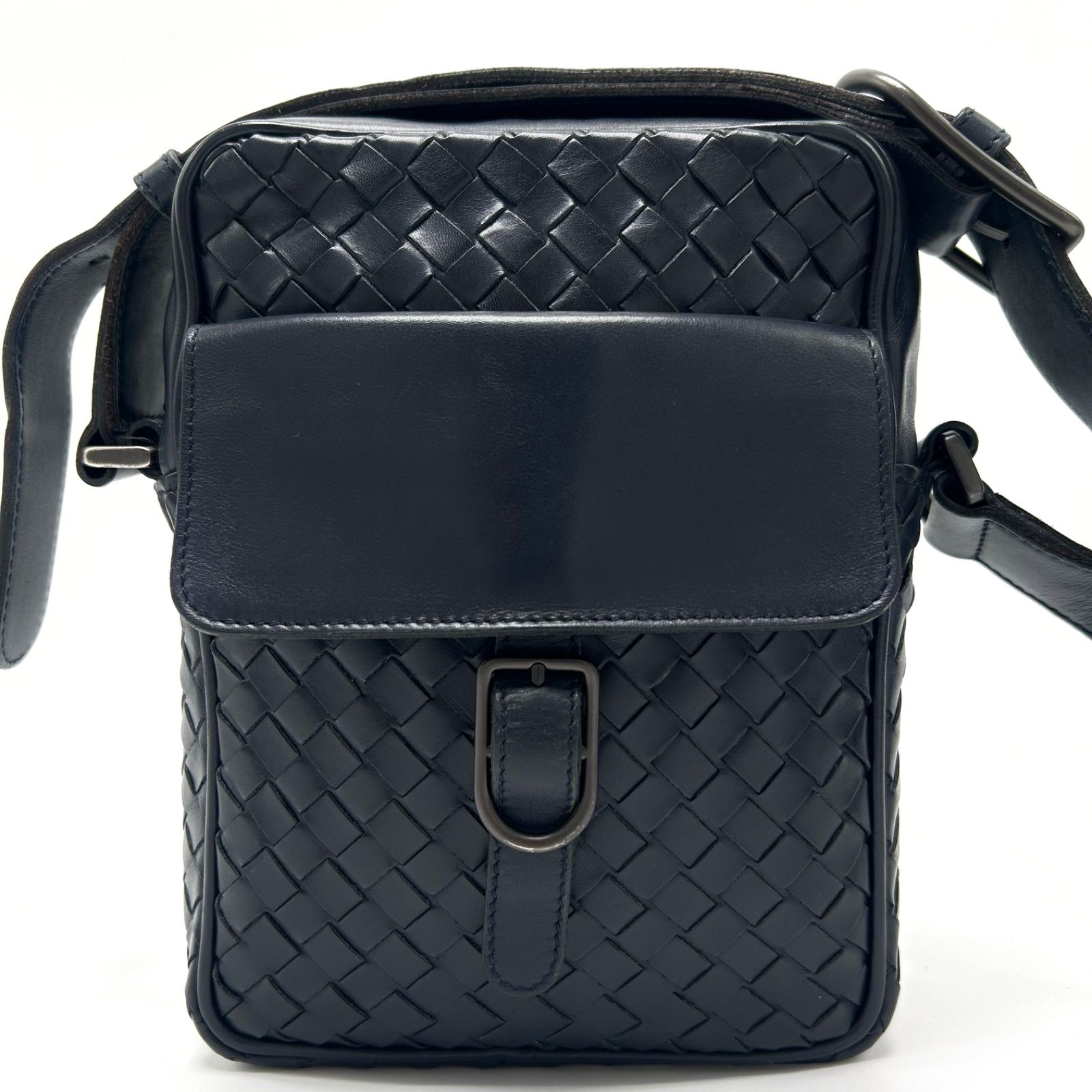 美品 Bottega Veneta ボッテガヴェネタ イントレチャート ショルダー 