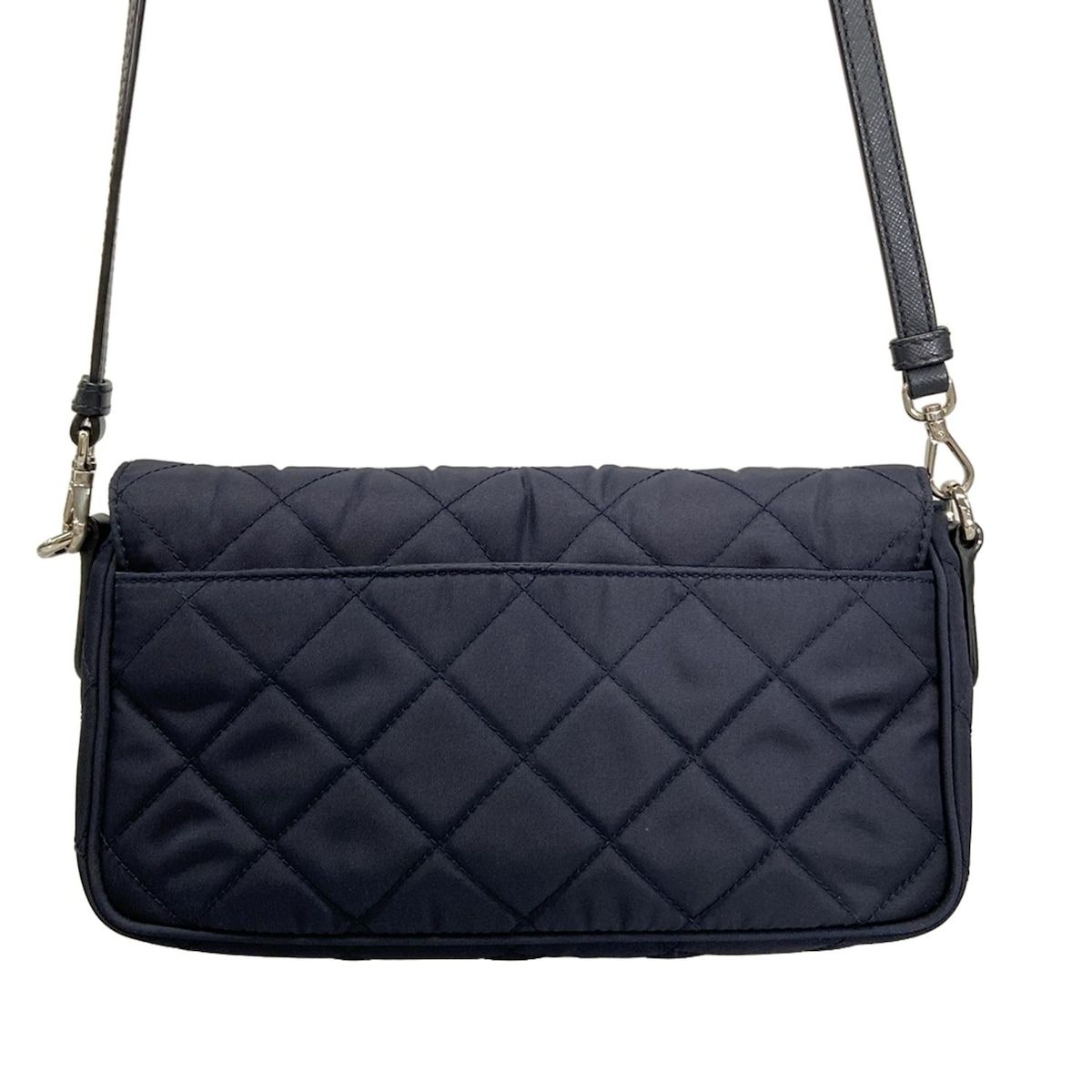 PRADA(プラダ) ショルダーバッグ美品 - ネイビー キルティング