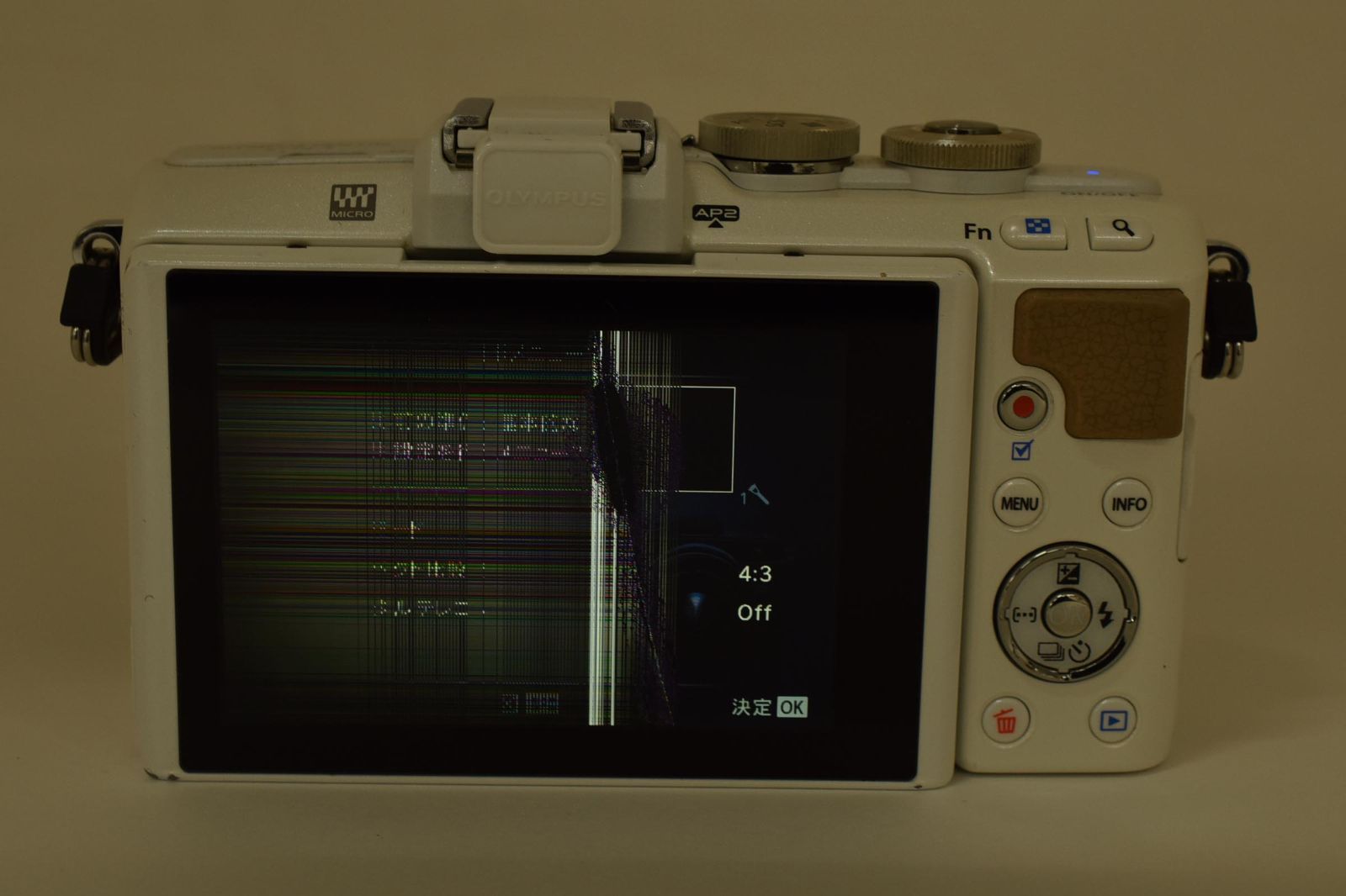 オリンパス OLYMPUS PEN Lite E-PL7 ホワイト デジタル ミラーレス一眼