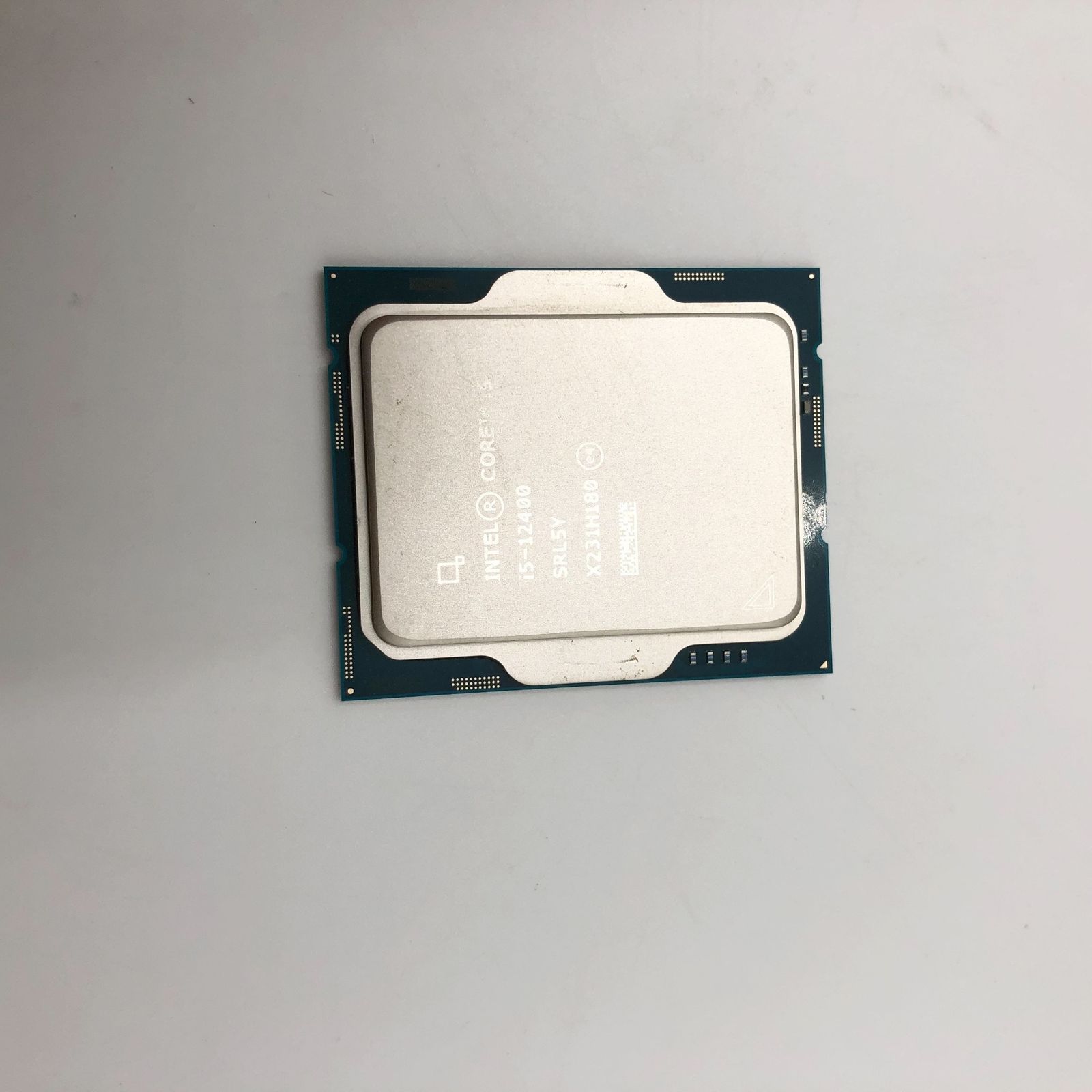 インテル INTEL CPU Core i5-12400 /6/12 / 2.5GHz / 6xxChipset 