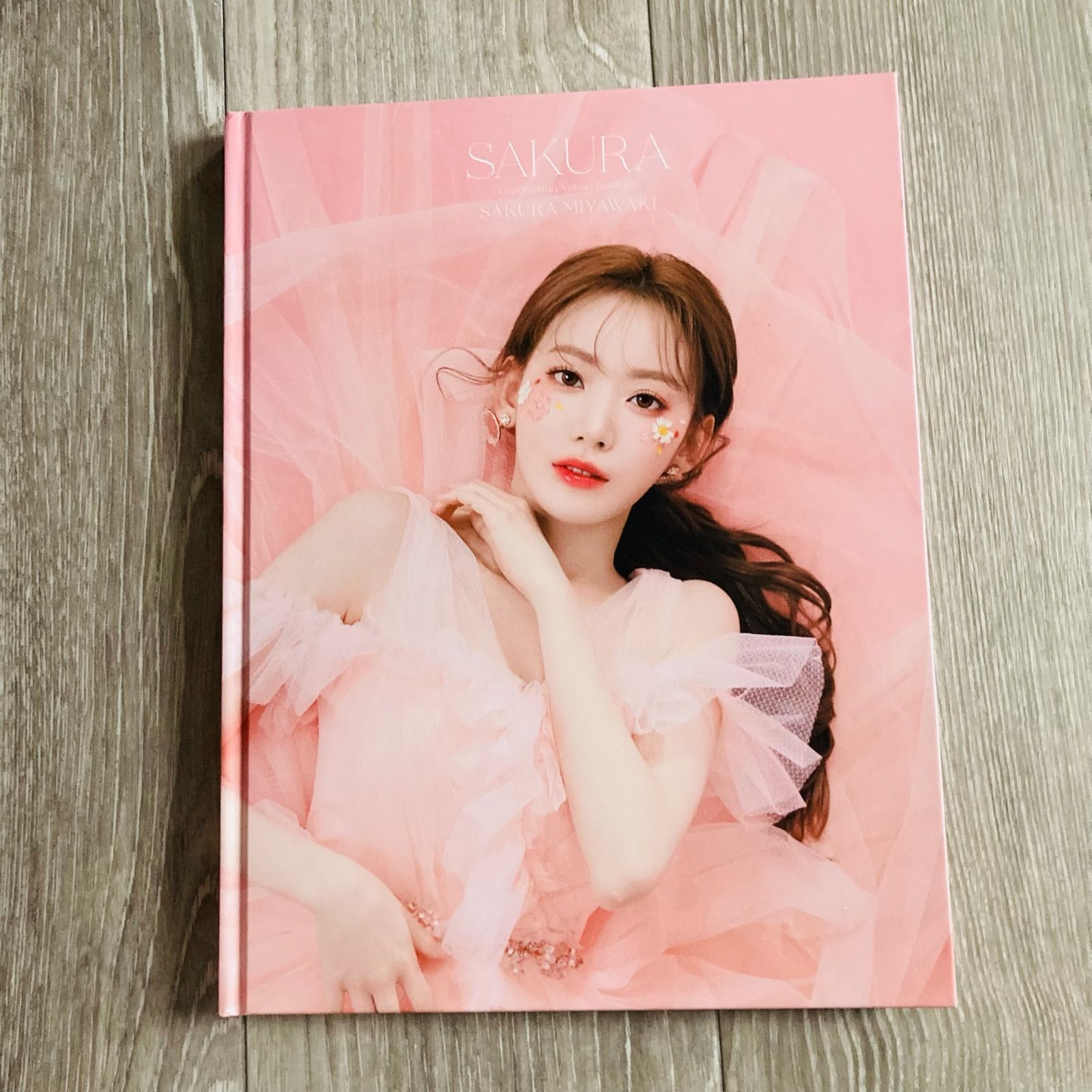 宮脇咲良 まとめ売り 宮脇咲良 卒業ビジュアルブックレット 写真集 | Shop at Mercari from