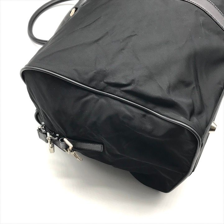 良品 PRADA プラダ 三角ロゴ プレート サフィアーノ レザー ナイロン