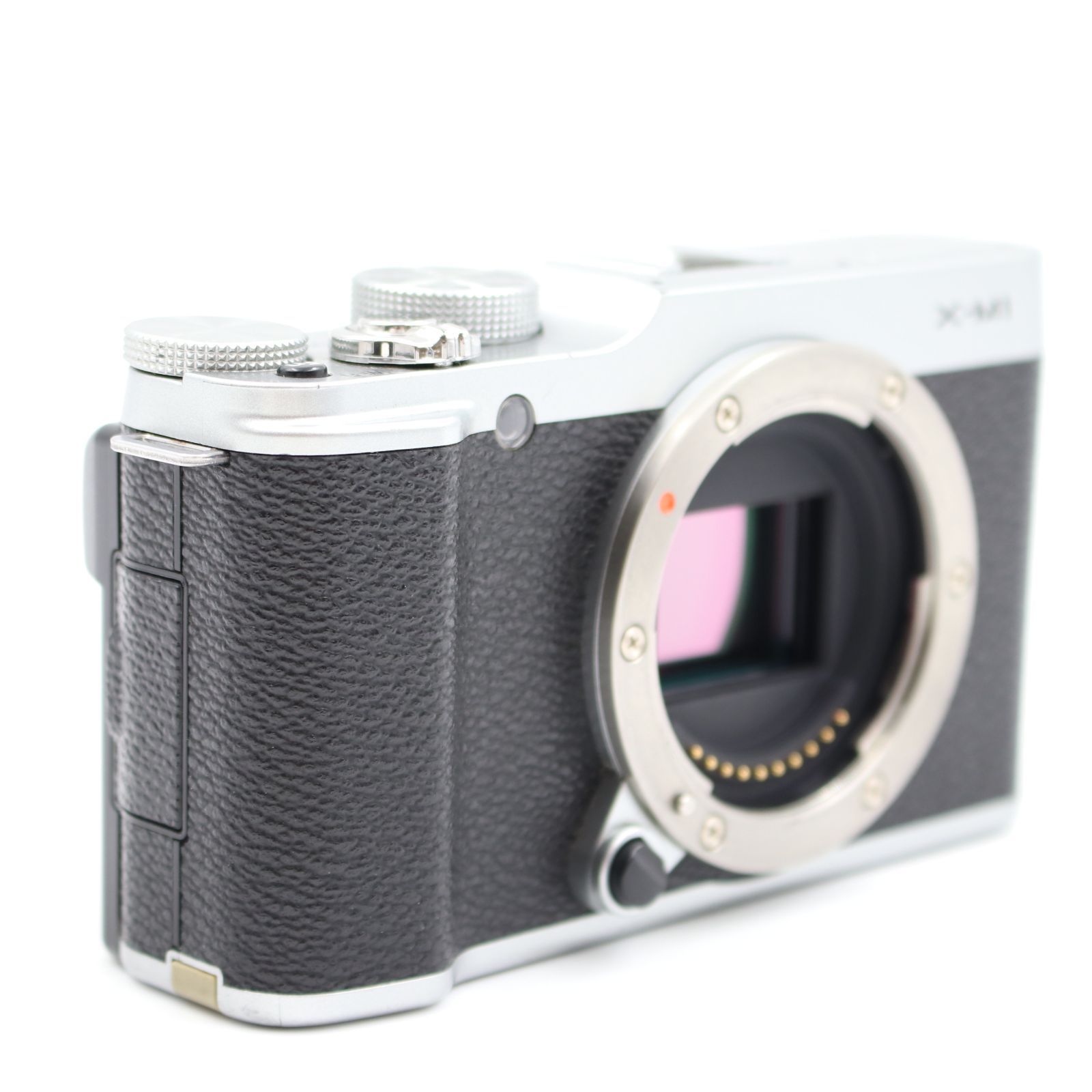 □極上品□ FUJIFILM X-M1 ボディ シルバー ミラーレス一眼カメラ 富士