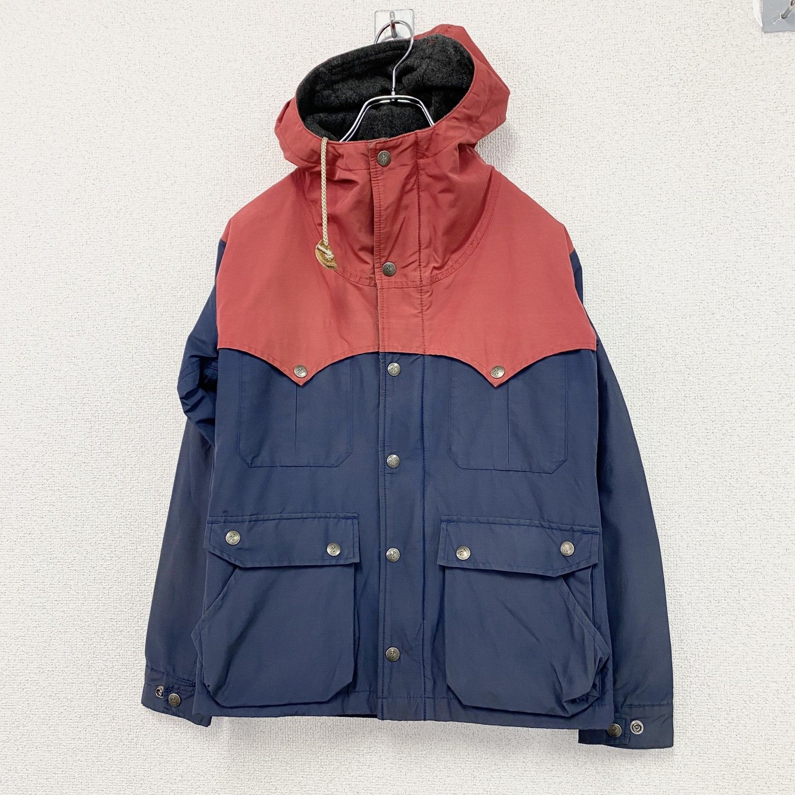 古着 used MT RAINIER DESIGN マウンテンパーカー ナイロンジャケット 