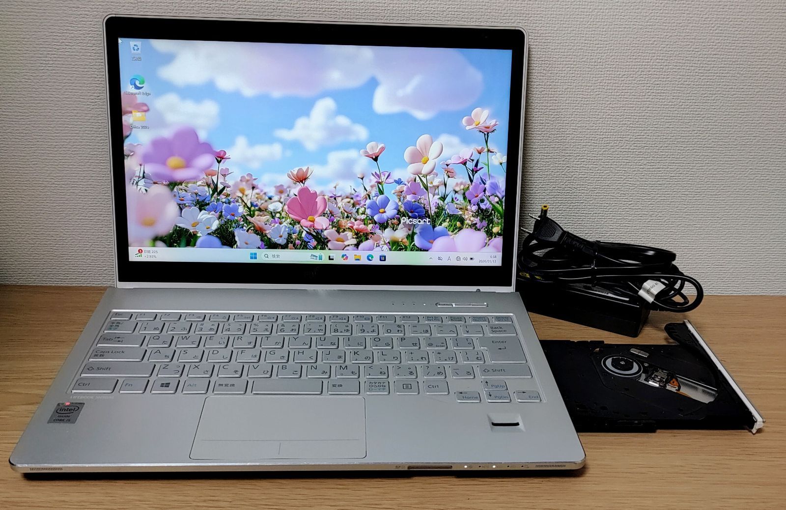 FUJITSU LIFEBOOK Corei5 メモリ6GB SSD120GB タッチパネル WQHD 管理