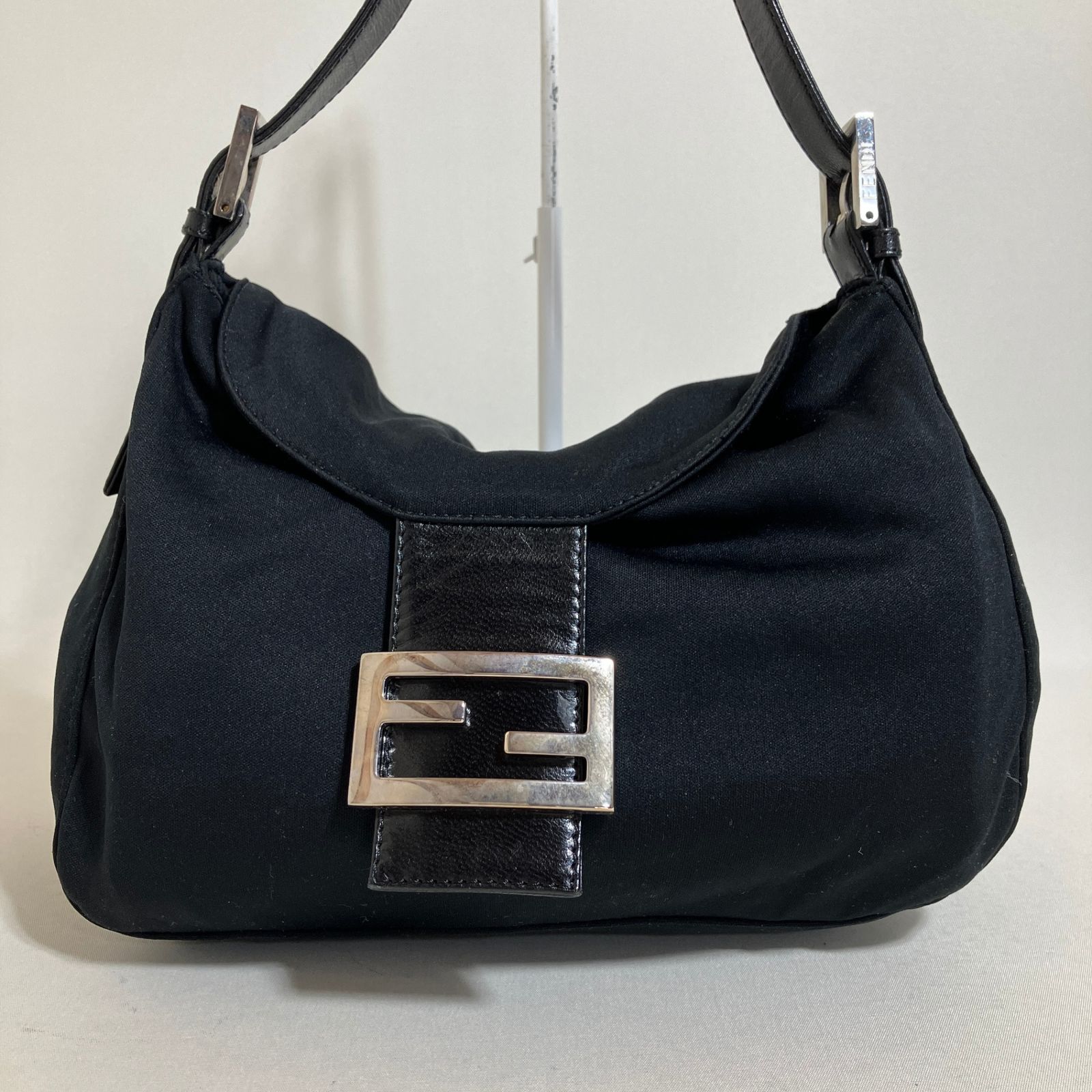 2512-124｜美品｜フェンディ マンマバケット ハンドバッグ ブラック  