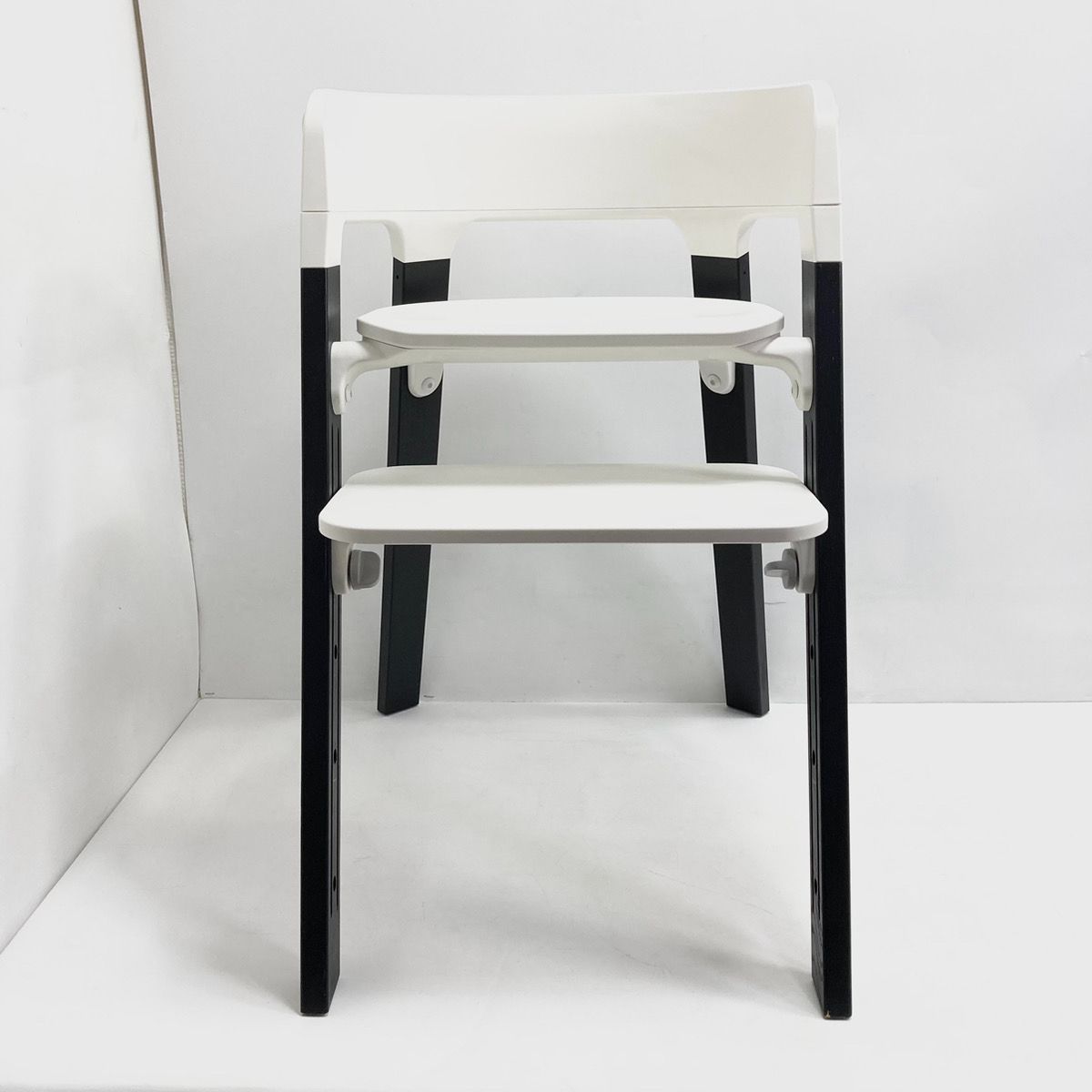 STOKKE ストッケ キッズチェア ステップス ブラック×ホワイト STOKKE
