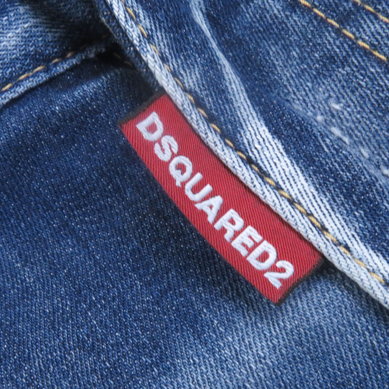 DSQUARED2 ディースクエアード 22AW ペイント加工　イタリア製 DSQUARED2 ディースクエアード 22AW ペイント加工 イタリア製