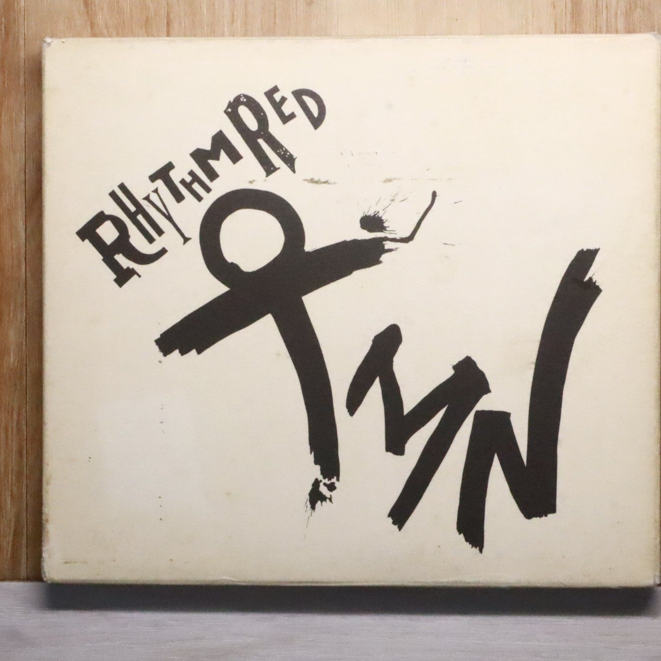 Domestic CD TM Network/ TM NETWORK■ RHYTHM RED [ESCB1100/4988010110024] V56960