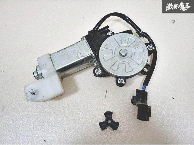 ISUZU フォワード PKG-FRR90S2 純正右パワーウィンドウスイッチASSY