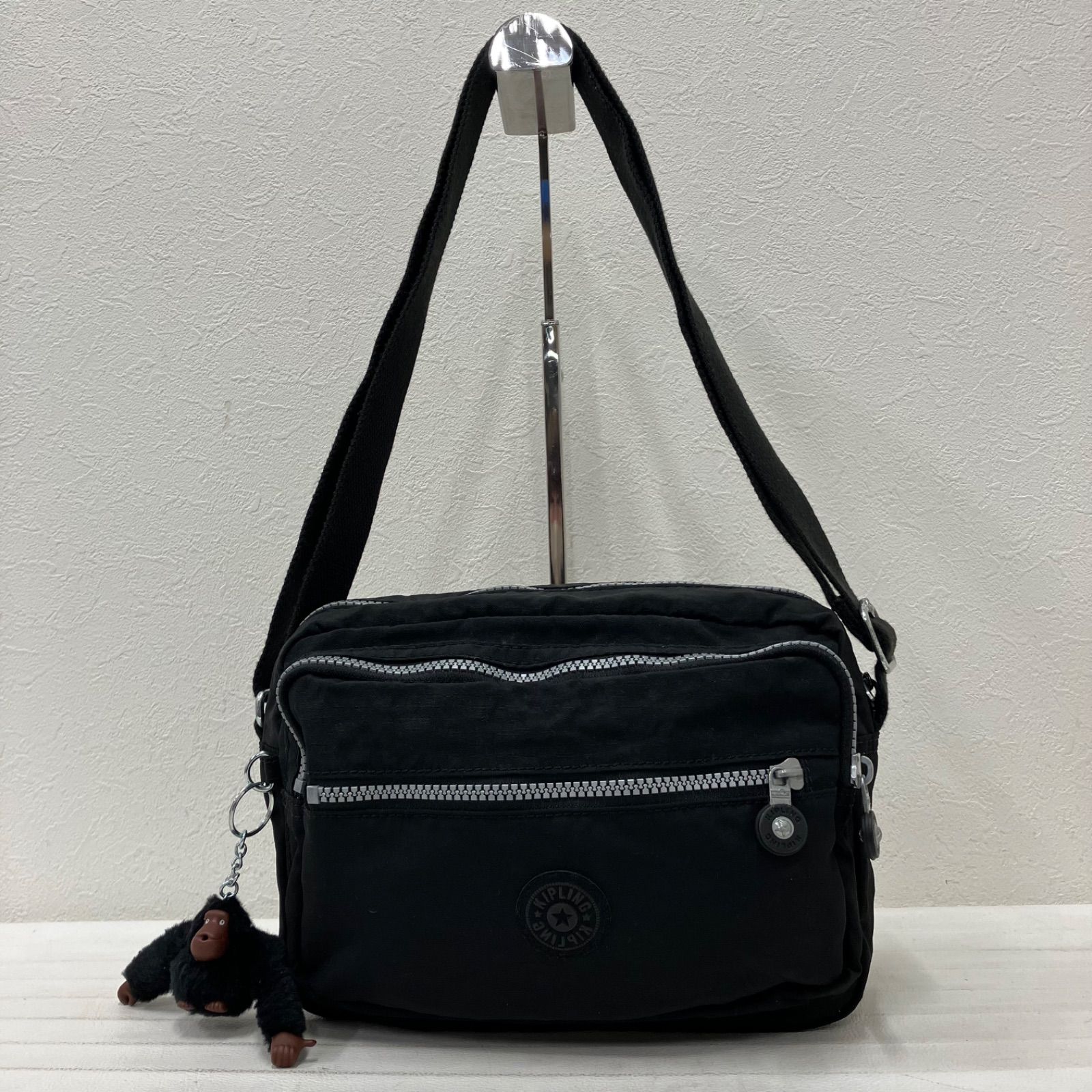 8217 KIPLING キプリング ショルダーバッグ ブラック 黒 レディース 