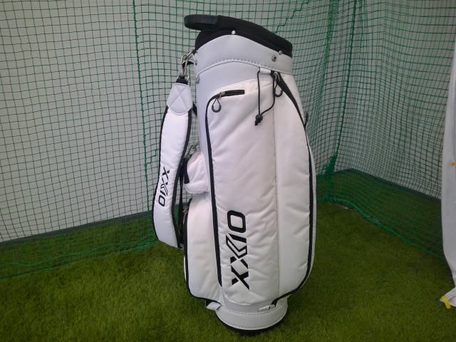中古 ダンロップ ゼクシオ キャディバッグ 9.5型 No288 ホワイト//0