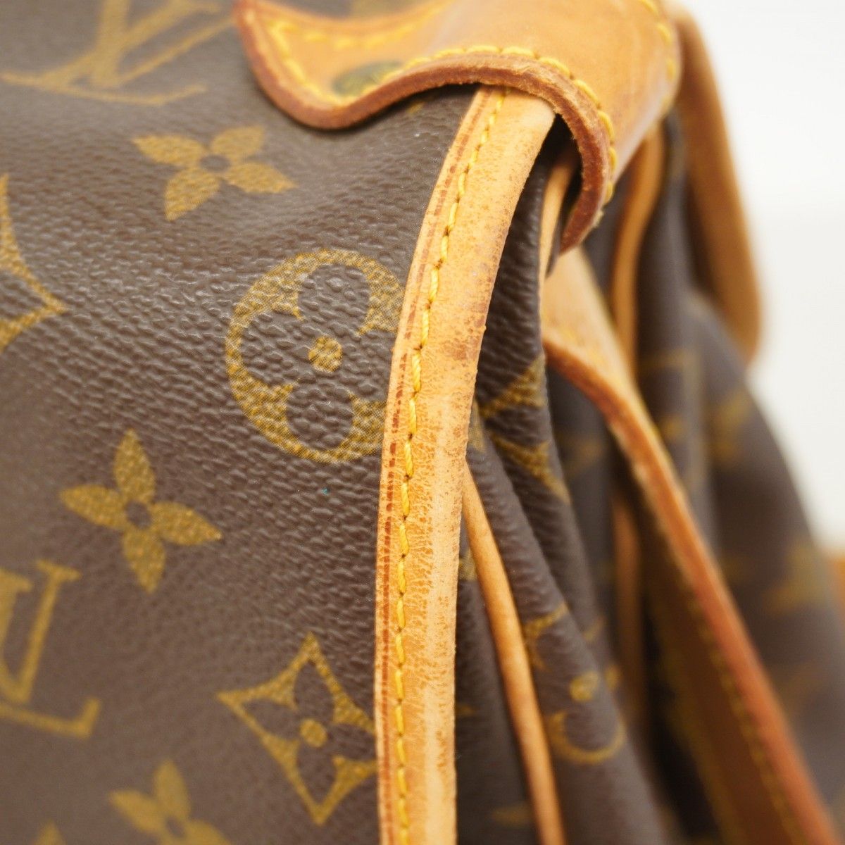 6ab1545】ルイヴィトン ショルダーバッグ モノグラム ソミュール35