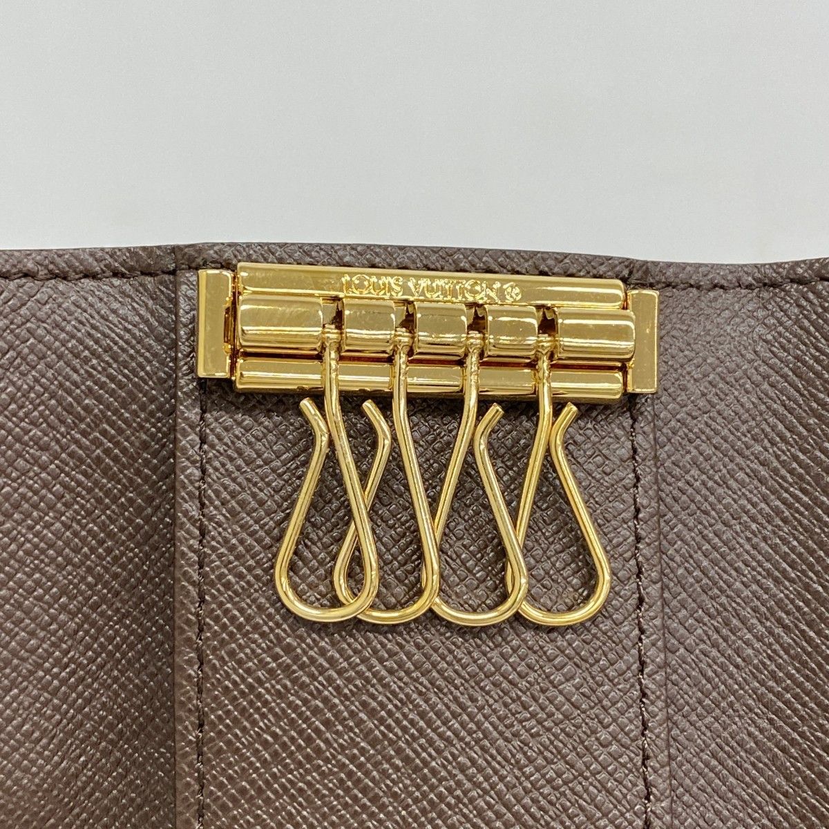 6ac1865】ルイヴィトン キーケース ダミエ ミュルティクレ4 N62631