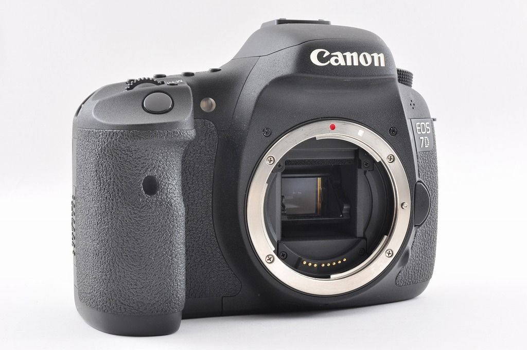 Canon キャノン EOS 7D ボディ シャッター数3202回 EFマウント - メルカリ